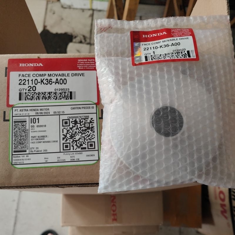 rumah roller vario 150 ori ahm