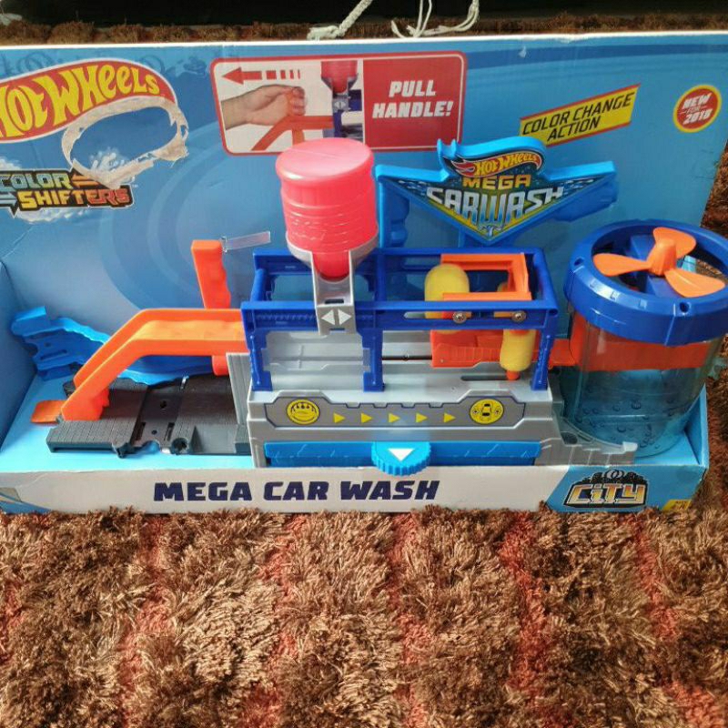 Hot Wheels Mega Car Wash