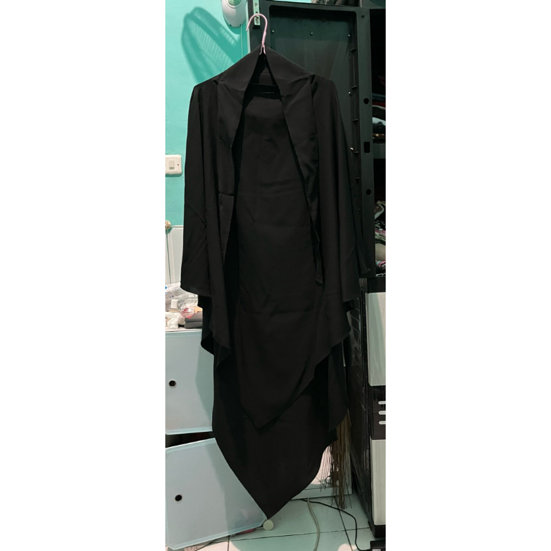 preloved Huda FK black Elmadina