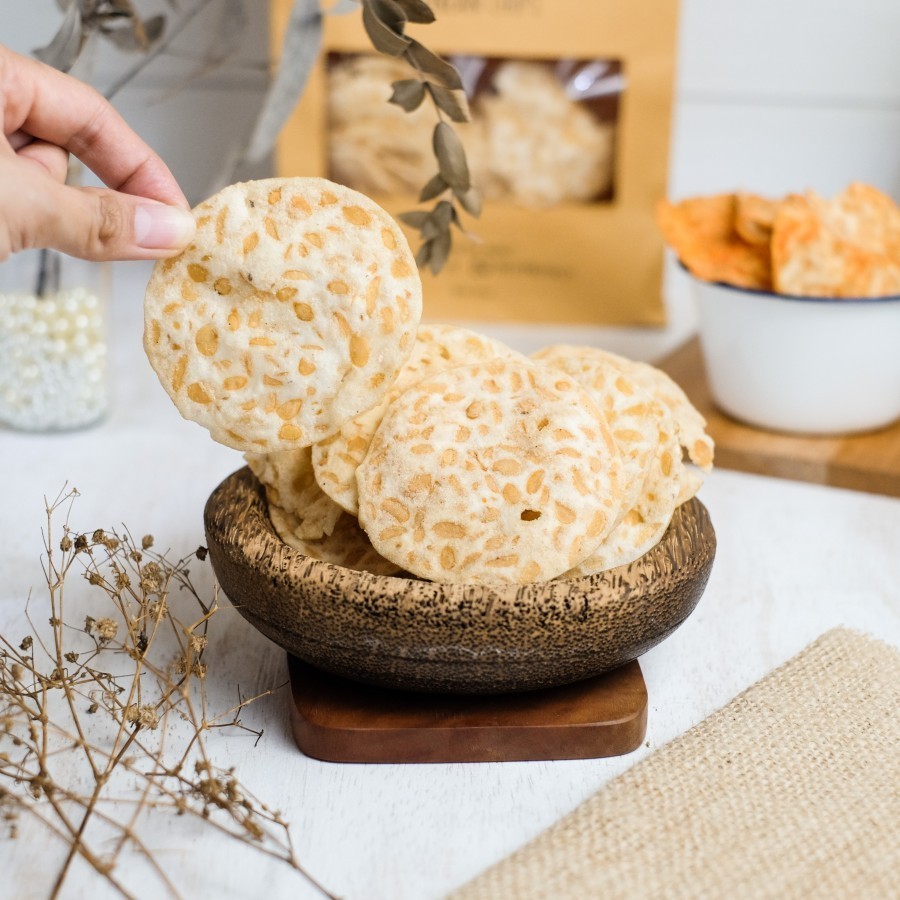 

Maknyuss1 [500Gram] Keripik Tempe Sagu Bulat Gurih - 1/2Kg / Tempe Krispi Kriuk Renyah / Oleh - Oleh