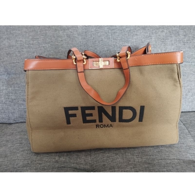 tas wanita Fendi Roma