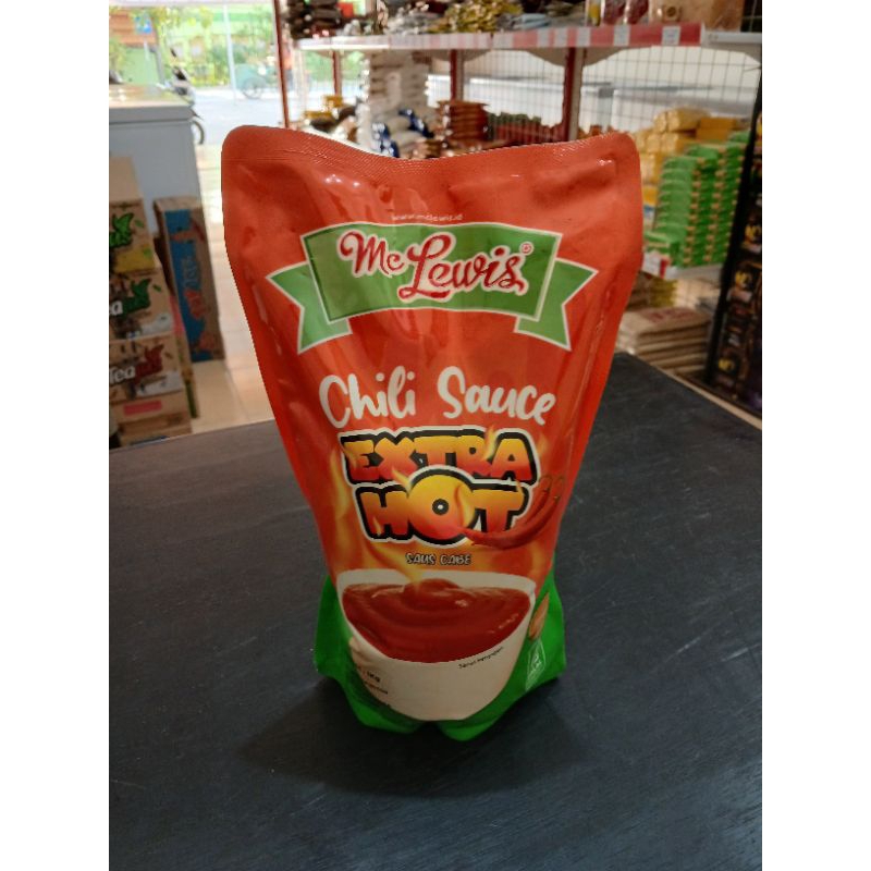 

mc lewis chili sauce extra hot - saus cabe super pedas 1kg