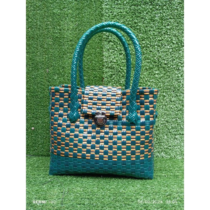 tas anyaman dari tali jali