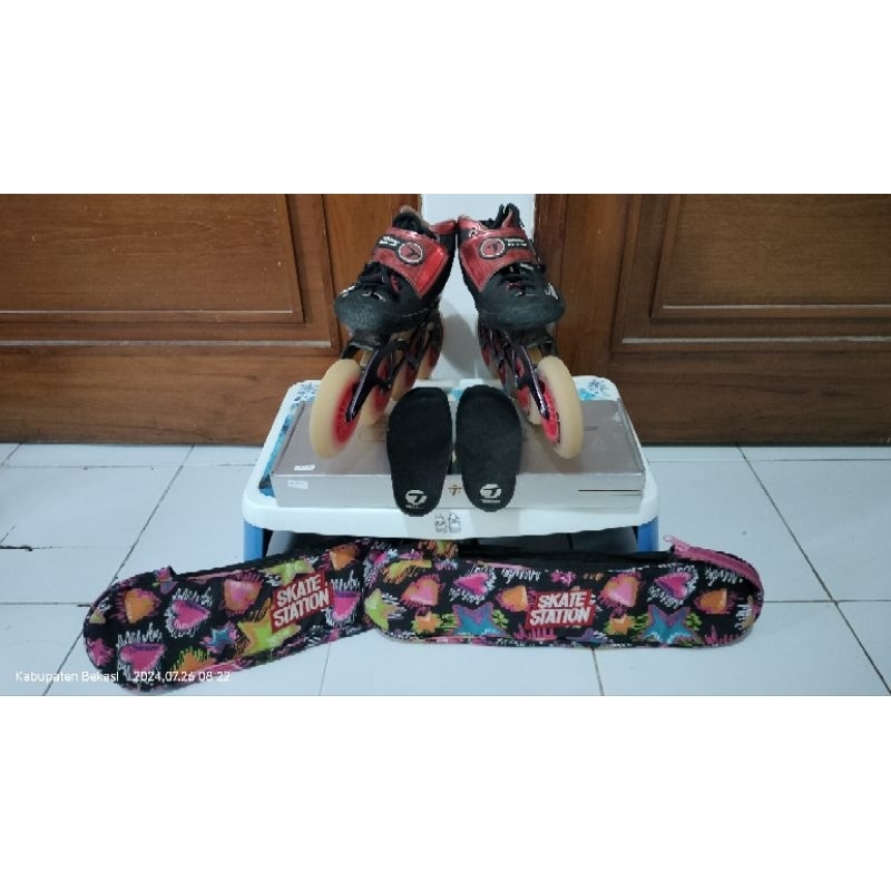 (Preloved) Sepatu Roda Speed merk Takino size 34 roda 100 mm