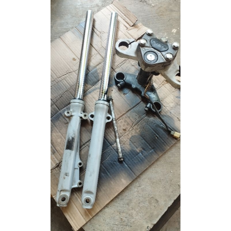 shock depan pulsar 180ug3