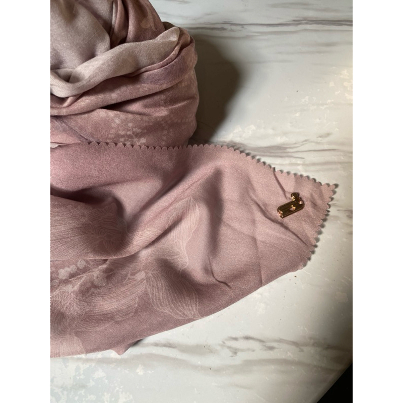 preloved heylocal id valley scarf cattleya original no box