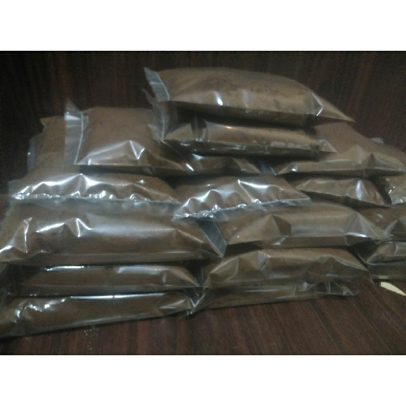 

Kopi Bubuk Robusta Asli 200 Gram