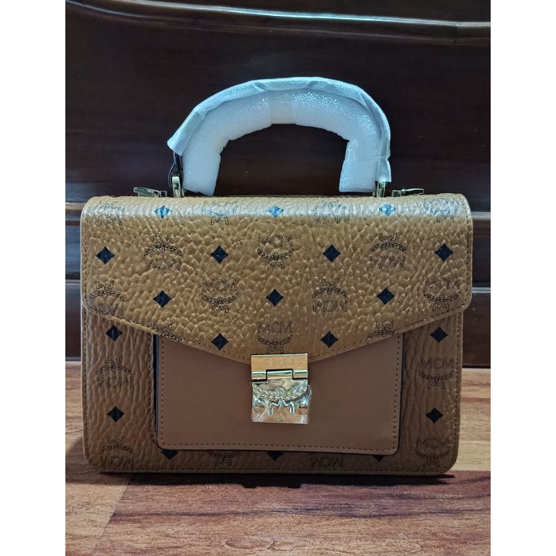 MCM Metis Patricia Visetos Medium Size 27 Top Handle 73501