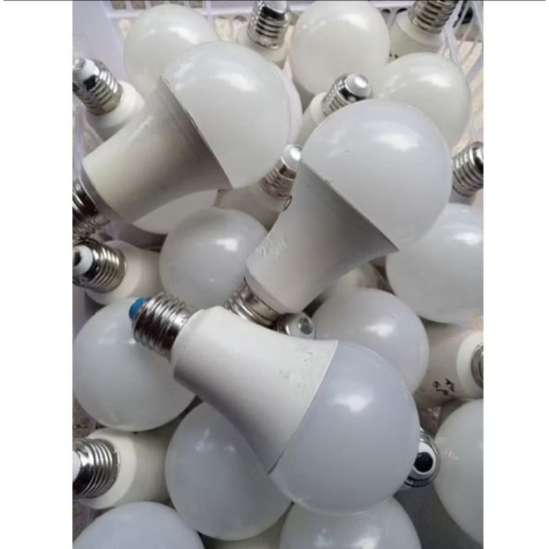 lampu led 18 wat produksi sendiri.nyala sangat terang