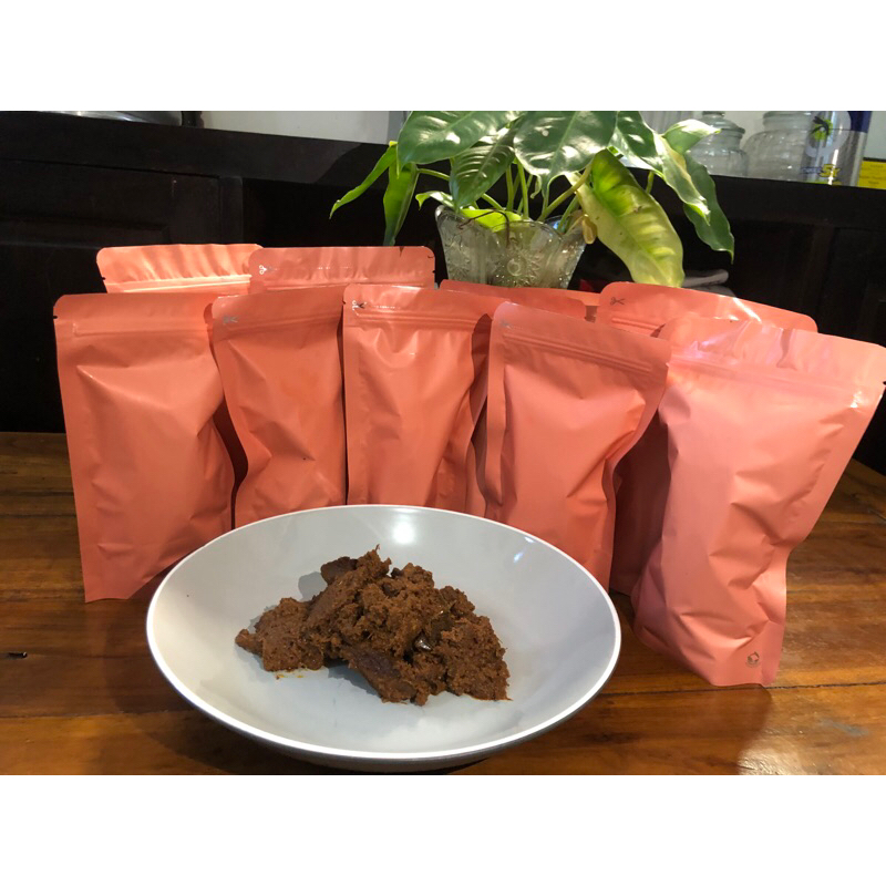 

Rendang daging sapi
