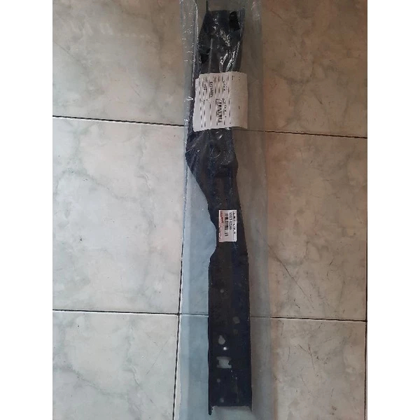 Support Radiator Bullhead Atas Calya Sigra Original