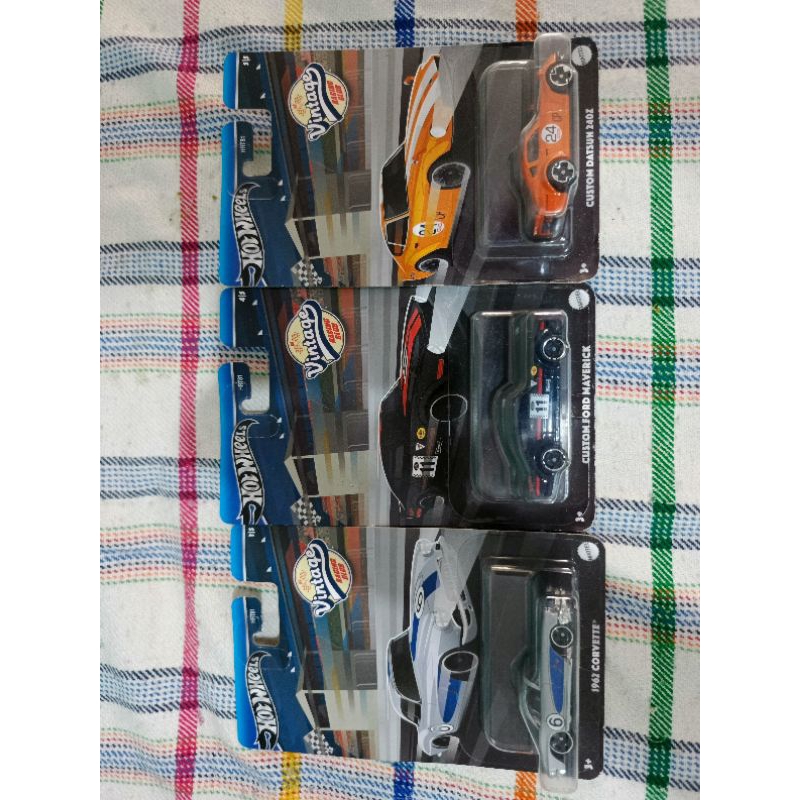 3 vintage hot wheels