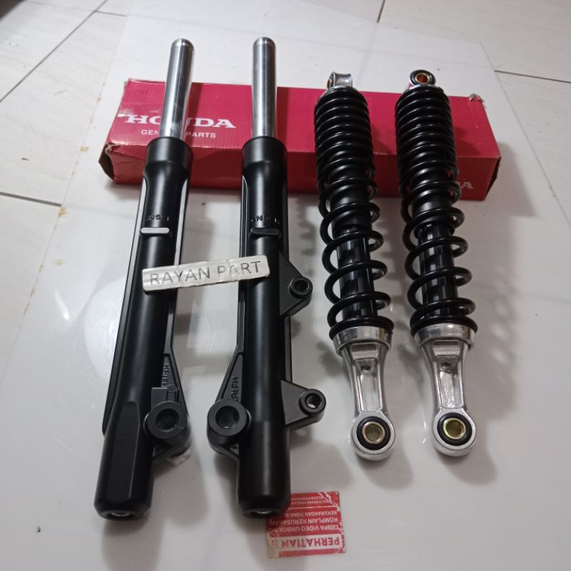 Shock depan+belakang Supra x 125 lama Supra x 125 lama kph komplit