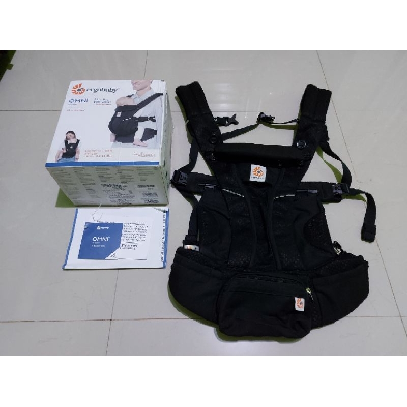 Ergobaby Omni Breeze - Onyx Black Like New ( preloved )