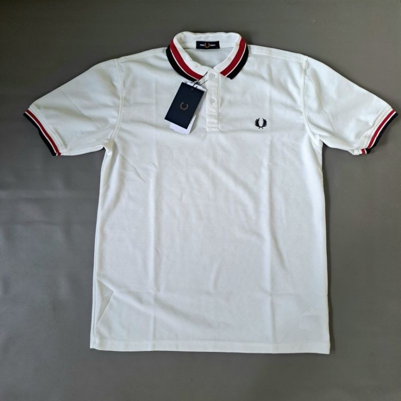 baju atasan pria kaos kerah polo fred perry putih hitam new