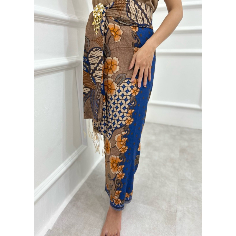 Kamen Sutra Paris Selendang Motif Batik