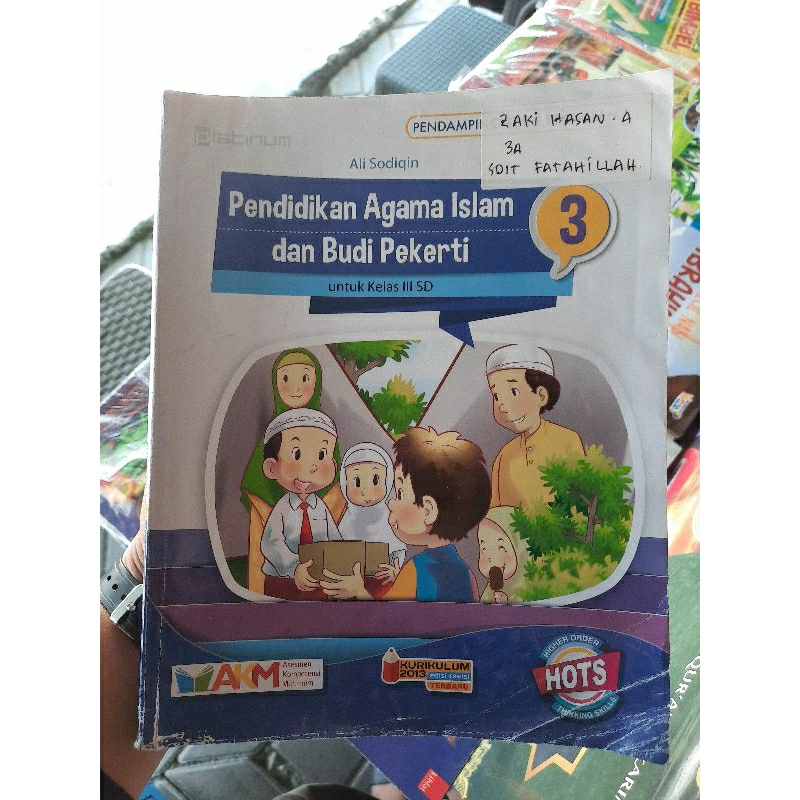 Pendidikan Agama Islam dan Budi Pekerti untuk Kelas 3 SD Kurikulum 2013 Platinum - Bekas