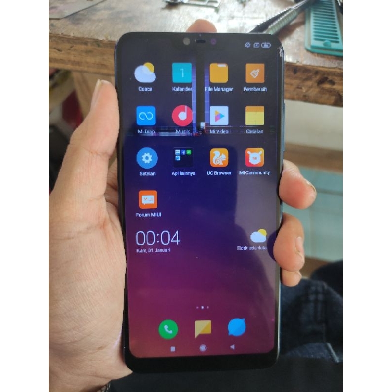 Unit Xiaomi Mi 8 Lite 4/64 Minus Lcd