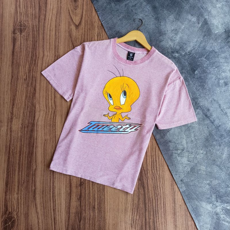 Tweety Warner bros Tshirt