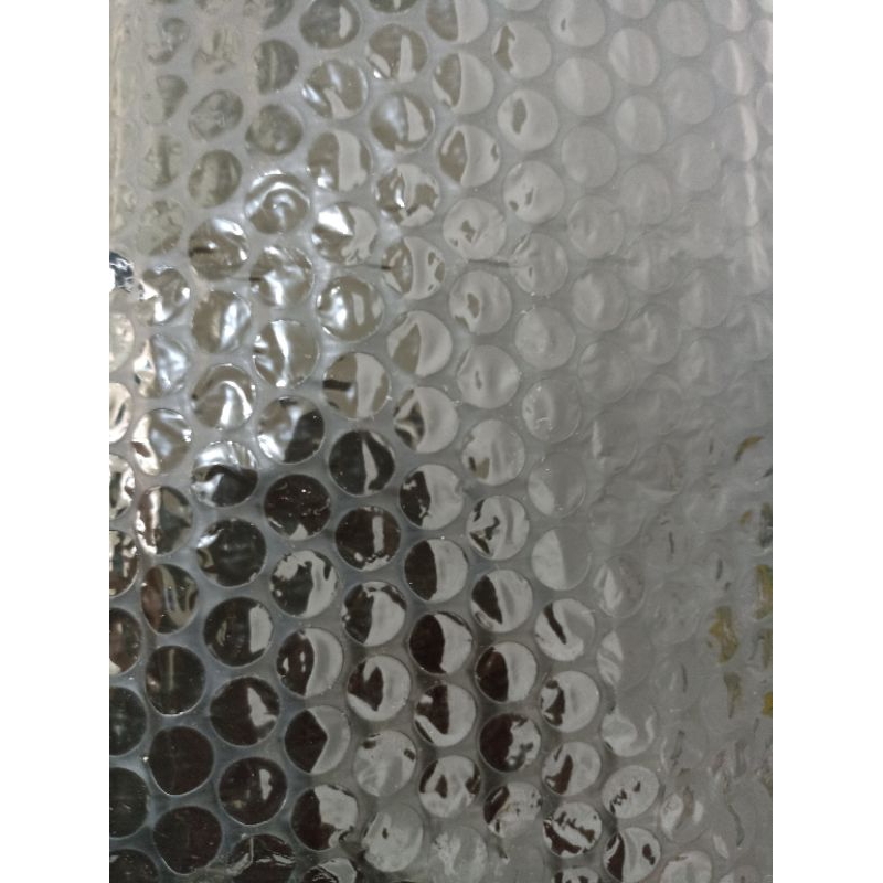 

BUBBLE wrap Warna Hitam / Bening PER METER