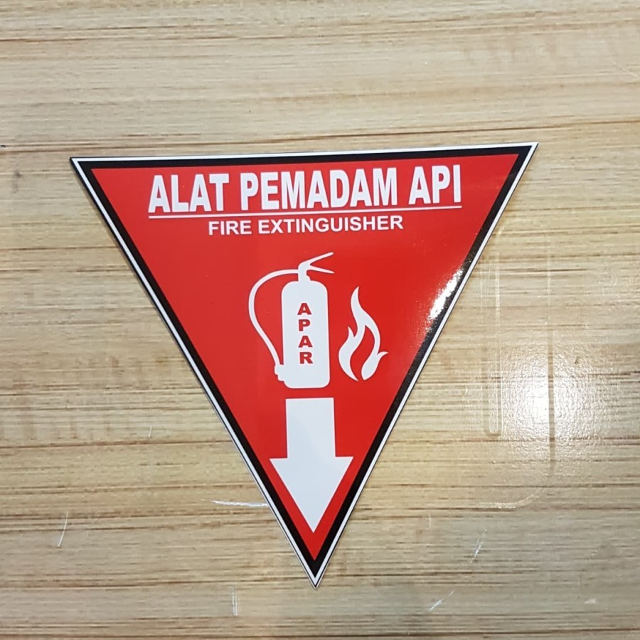 

Sign Sticker K3 Alat Pemadam Api Stiker Segitiga Ukuran 15x15cm Stiker Rambu Apar Segitiga