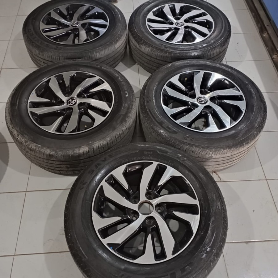 Velg Mobil Bekas Copotan Mobil Rush Trd Ring 16 Pcd 5x114 Sepaket Ban 215 65 R16 5pcs Pnp Terios Ino