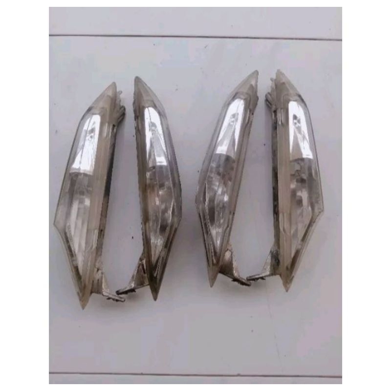 lampu sen assy Vario 125 old bolham