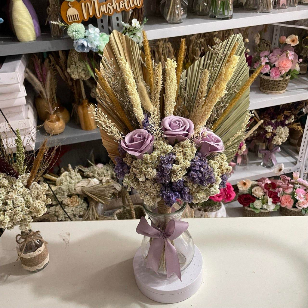 satu set hiasan bunga kering dan vas | Bianca set | satu set bunga kering |  | bunga kering | hiasan