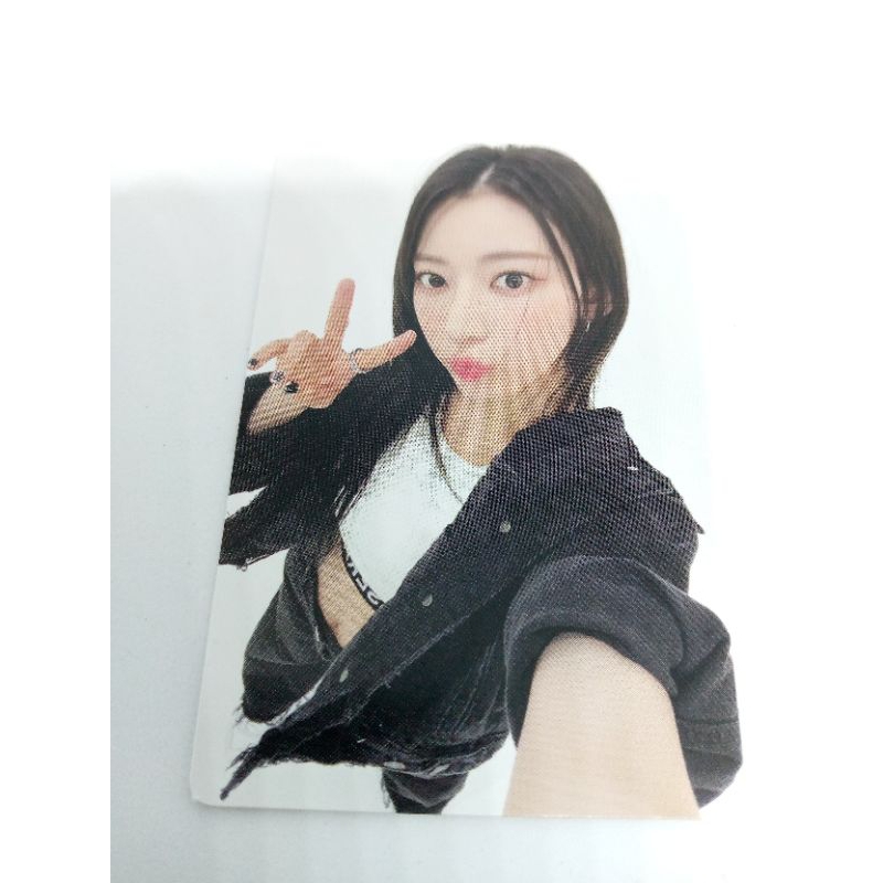 [sharing] photocard of Album Le sserafim Unforgiven