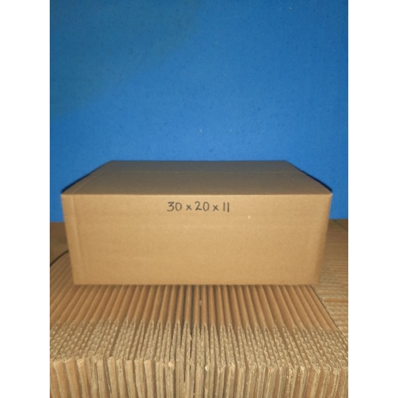

kardus 30x20x11 cm polos kuat