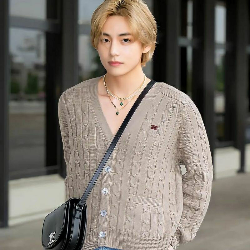 [PRE ORDER] CARDIGAN CABLE BROWN TAEHYUNG BTS