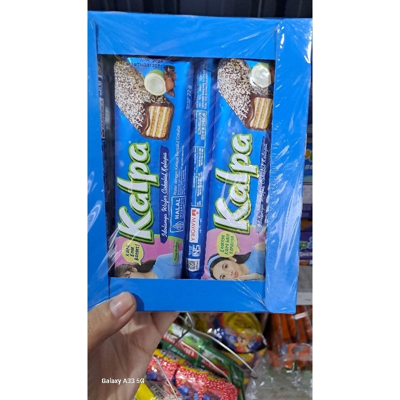 

kalpa wafer coklat kelapa