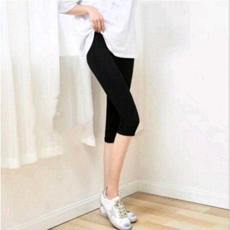 Legging Pendek 7/8 Bahan Jersey Lembut dan Melar / Celana Legging / Legging Wanita / Dalaman Wanita 