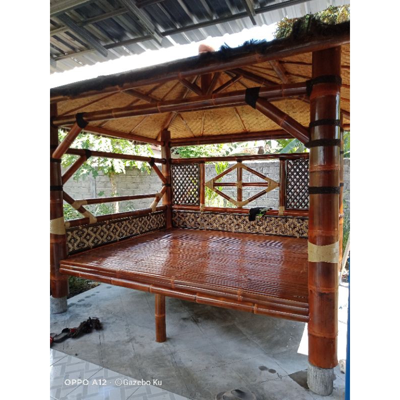 gazebo bambu ukuran 2.5x2.5m