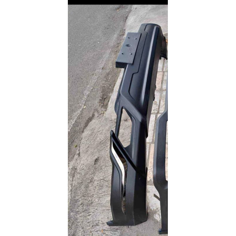 bodykit depan inova venturer 2021