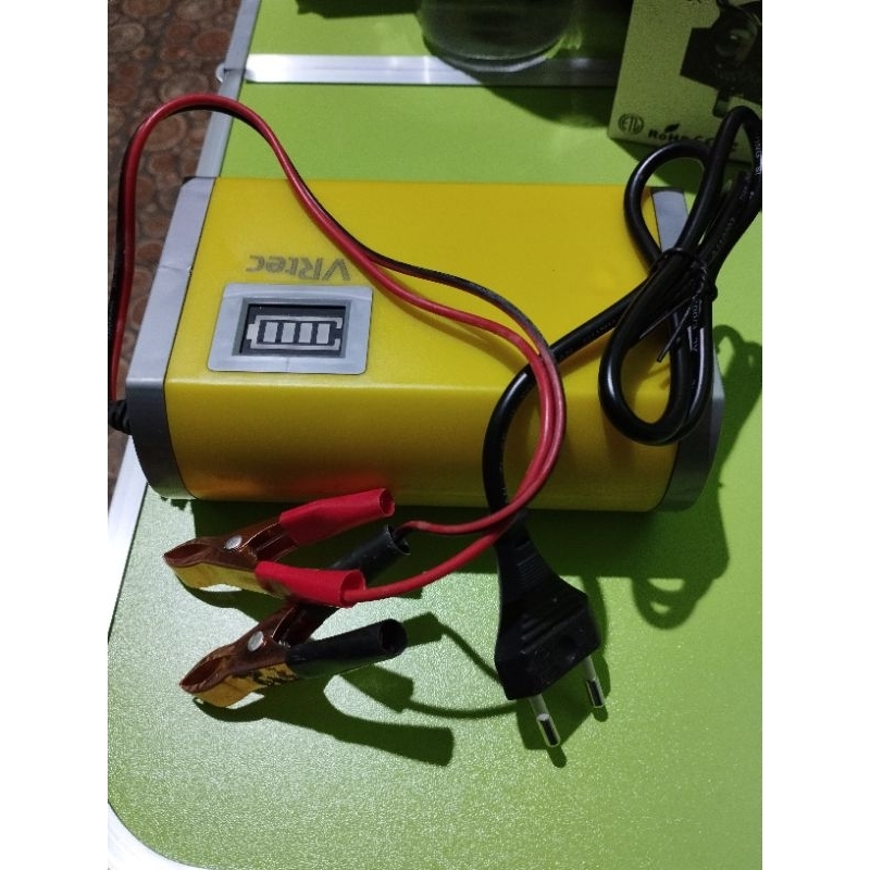 Alat Cas Charger Aki MOBIL Motor  12 volt