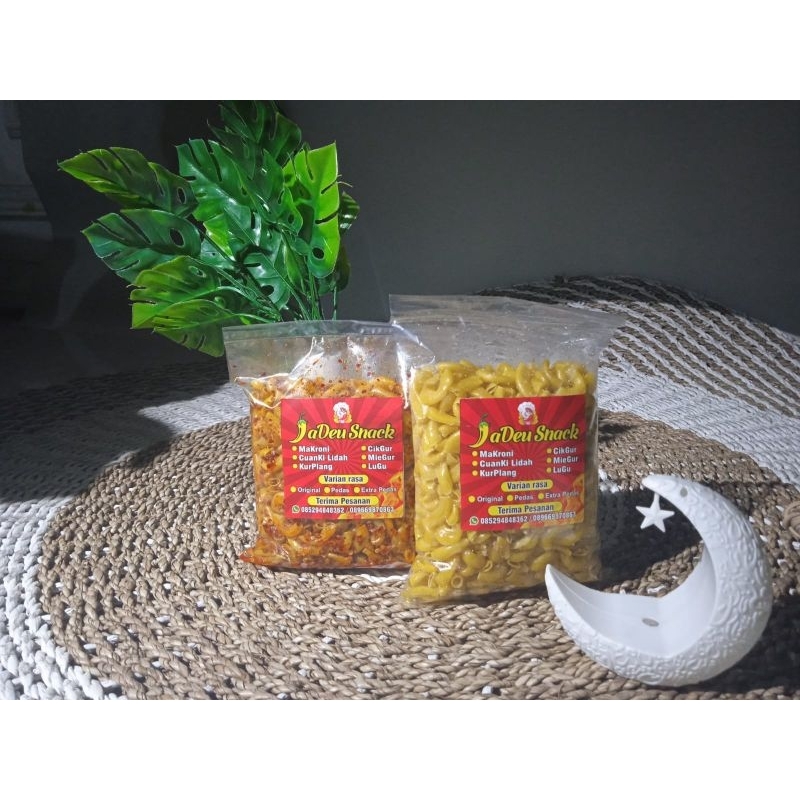 

JADEU SNACK PEDAS NYA HOT MOLOTOT