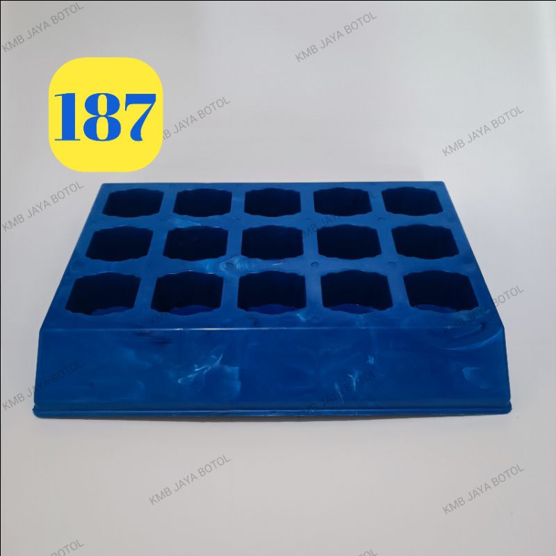 PAJANGAN BOTOL PARFUM JOMALON 30 ML PETAK PANJANG DAN PETAK PERSEGI YANG KECIL, TATAKAN BOTOL PARFUM