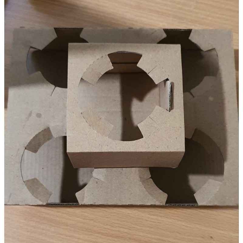 

Tatakan Mangkok Bahan Kardus Uk diameter 12cm
