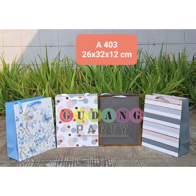 

Paperbag (A 403) Folio Import/Kantong Kertas/Tas Hampers/Tas Bingkisan/Tas Kado