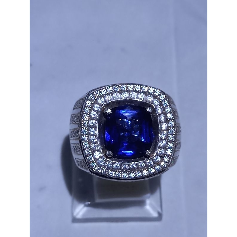 batu blue safir