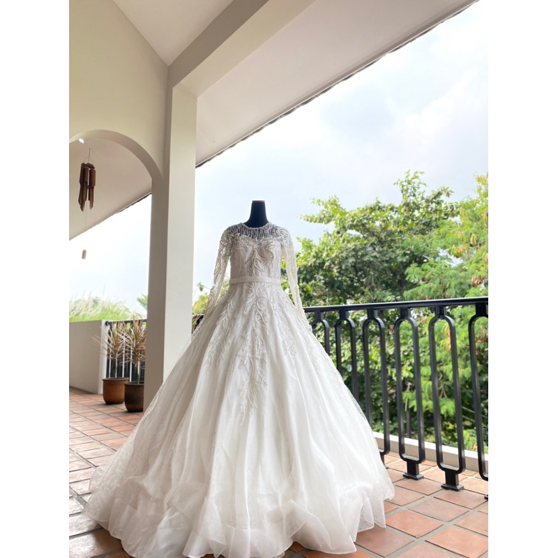 GAUN WEEDING PRELOVED BY AYUNG BERINDA