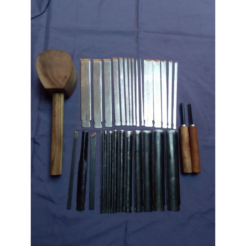 pahat tatah ukir kayu Jepara bahan baja putihan produk lengkap.