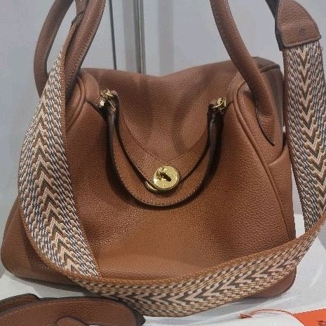 Best deal Tas Lindy wanita brown leather branded grade original 1:1