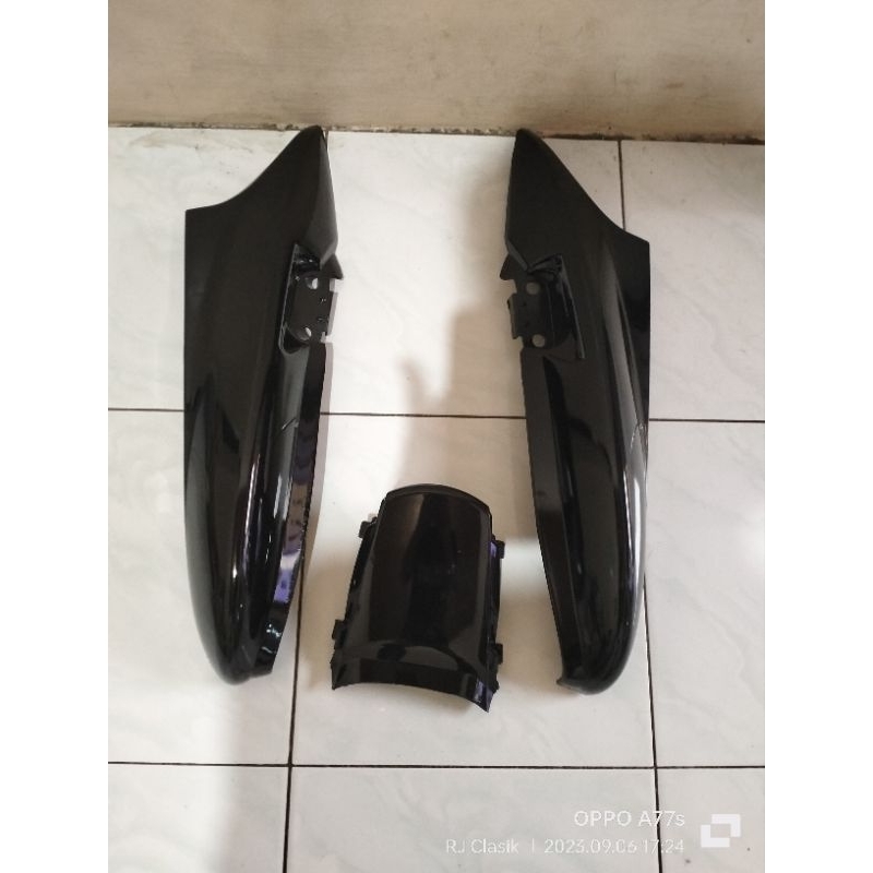cover body belakang Honda Megapro lama dek body samping Megapro old hiu set tutup aki Megapro hiu Sp