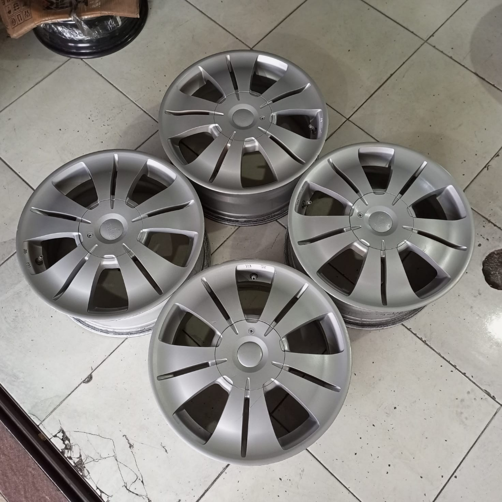 Velg Mobil Copotan Bekas Mobil Grand Max Ring 16 Velg Mobil Murah Bekas