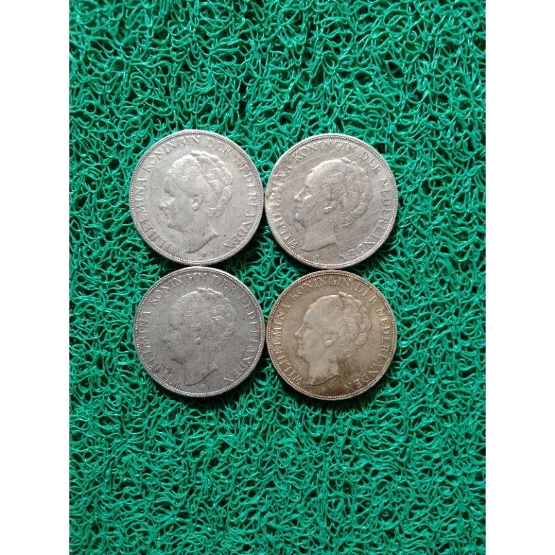 Uang/Kuno/Indonesia/Pecahan/2/Setengah/Golden/Wilhelmina/Tahun/1930/Mahar/Nikah/Koleksi/Pajangan.