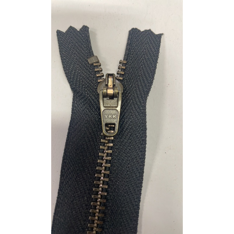 Zipper Resleting YKK MGKBC49