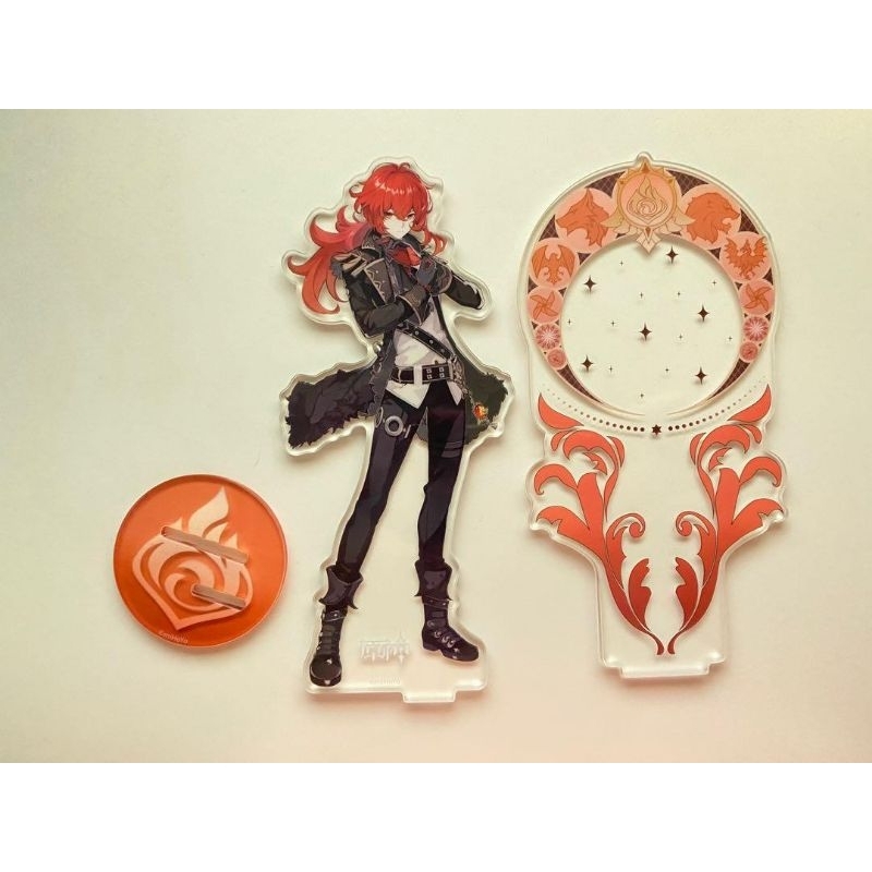 (READY)[OFFICIAL] Diluc Standee Akrilik Genshin Impact