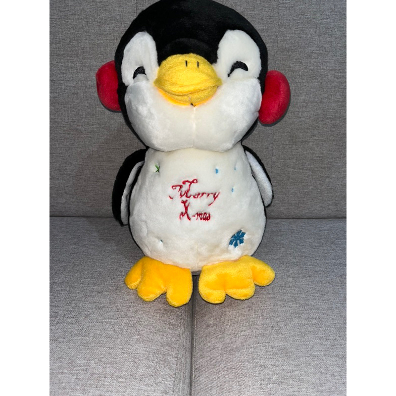 Boneka Pinguin Besar Tema Natal